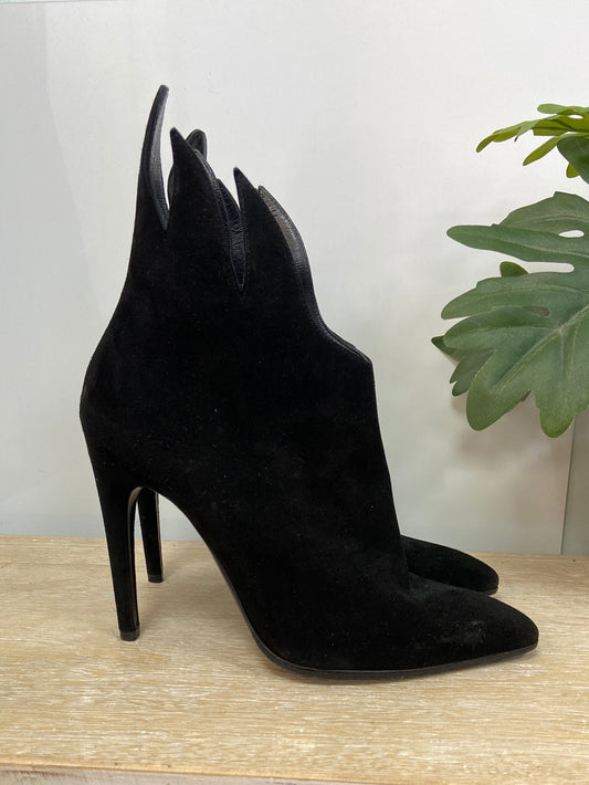 BOTTEGA VENETA.Botines efecto llama  T.39