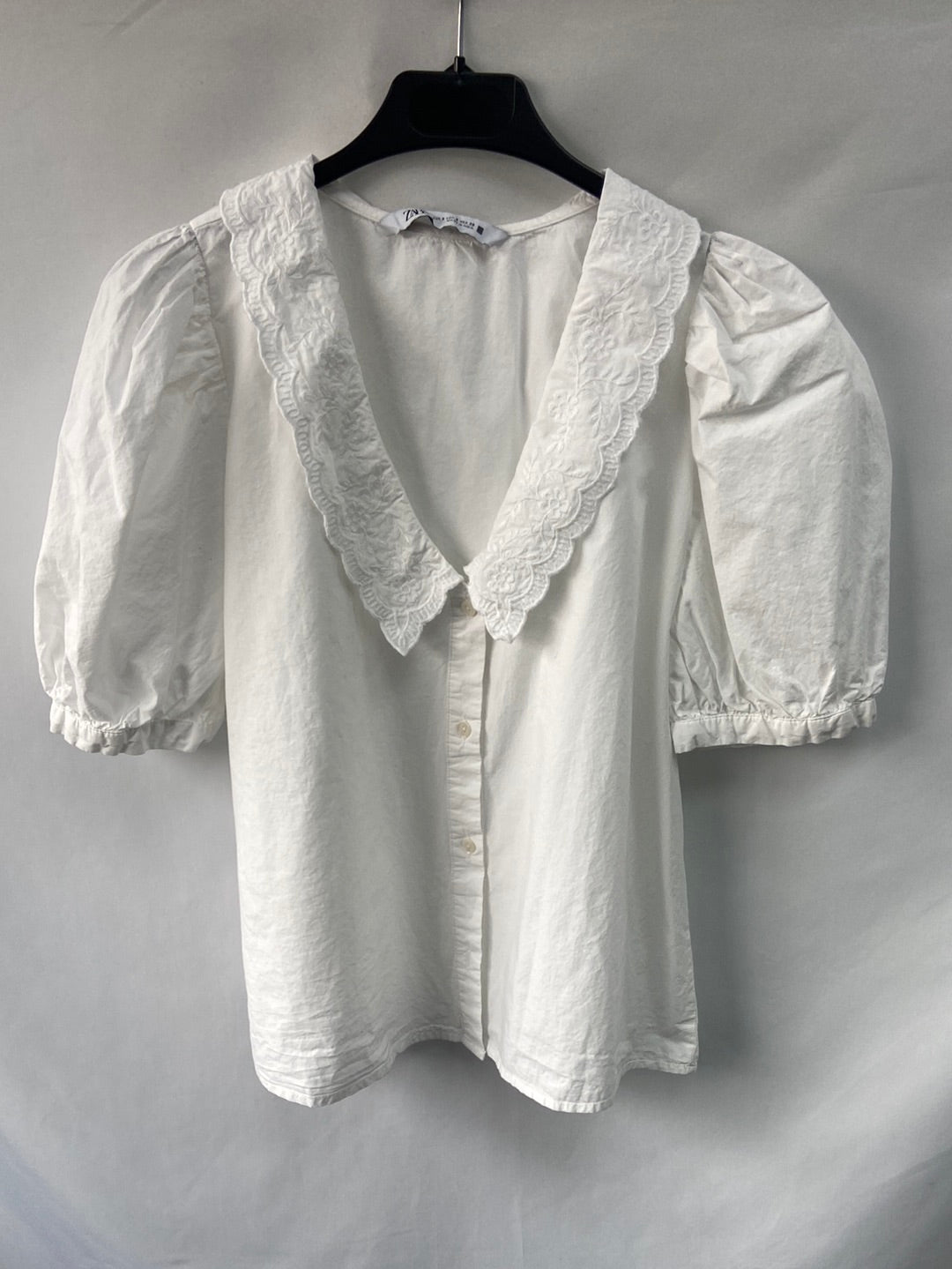 ZARA.Blusa blanca T.s