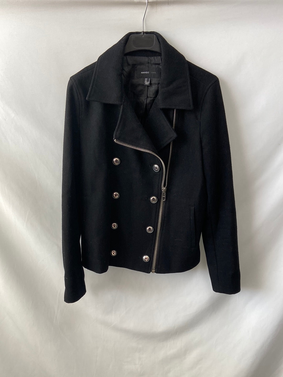 MANGO. Zip-up coat Tm