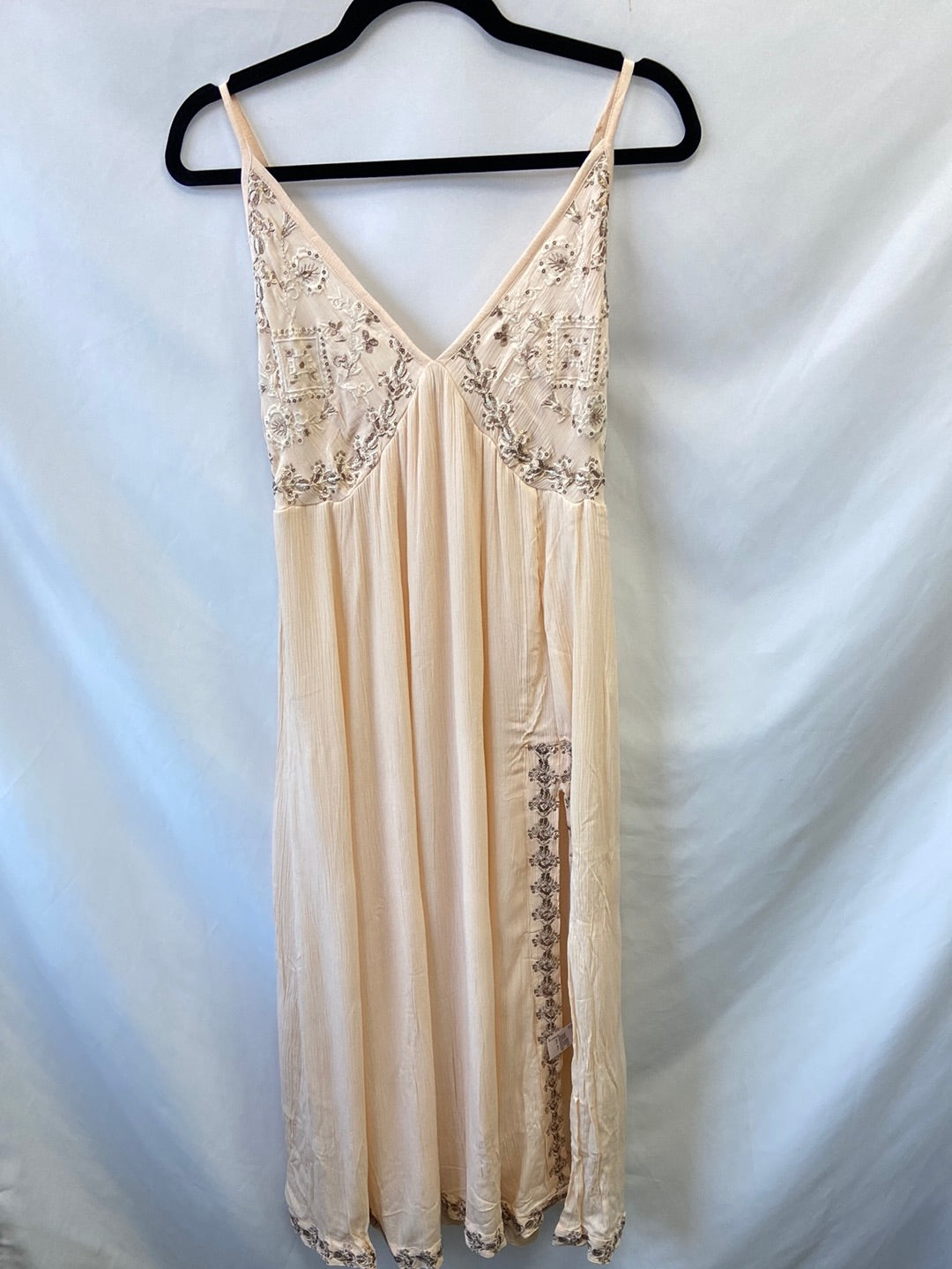 NEKANE.Vestido midi rosa lentejuelas T.s