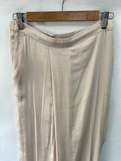 OYSHO.Pantalón beige Perla fluido T.M