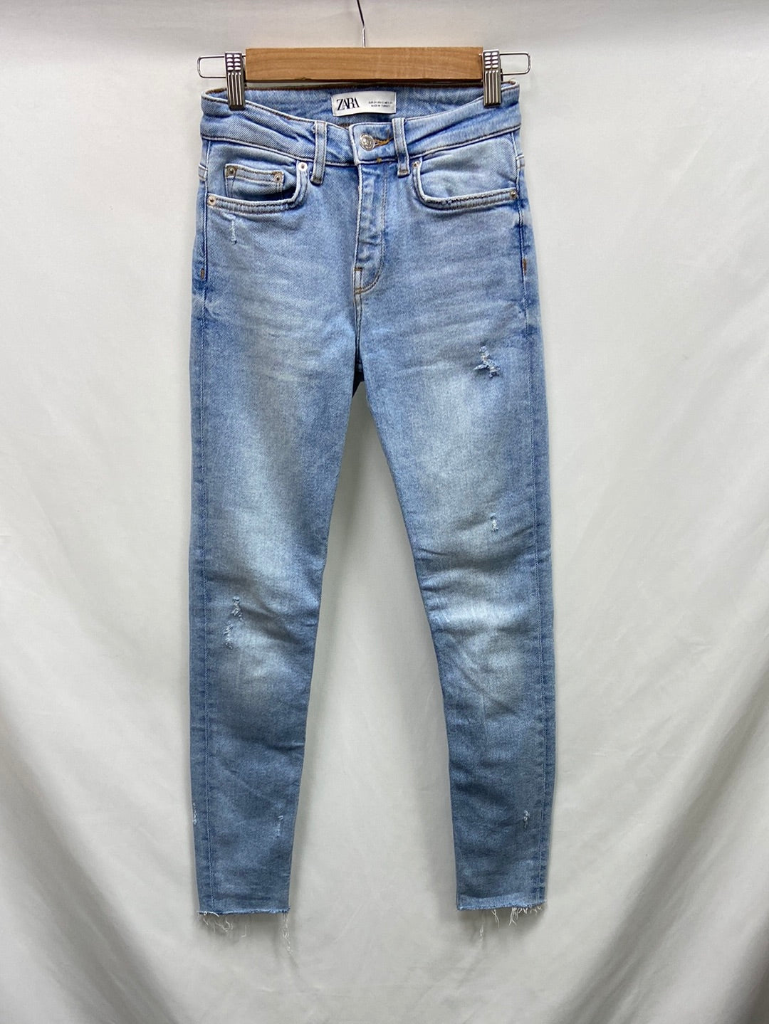ZARA.Light denim pants S.34