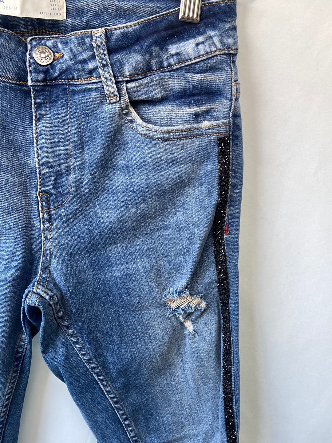 ZARA. Skinny jeans with rhinestone detailing, size 36