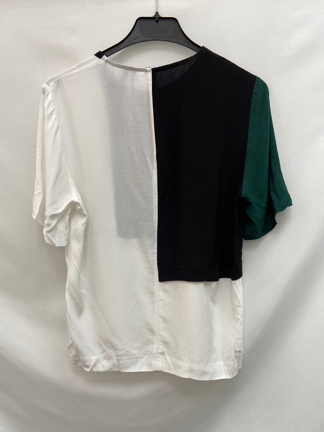 BIMBA Y LOLA. Blusa tricolor talla S