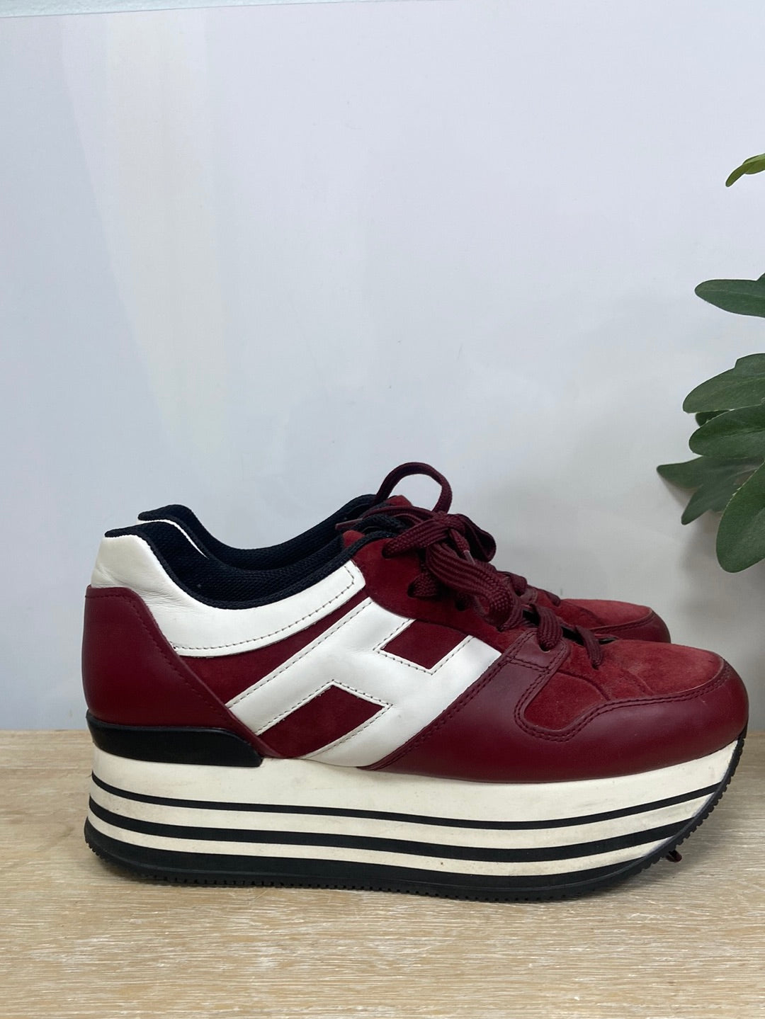 HOGAN. Platform sneakers S. 38.5