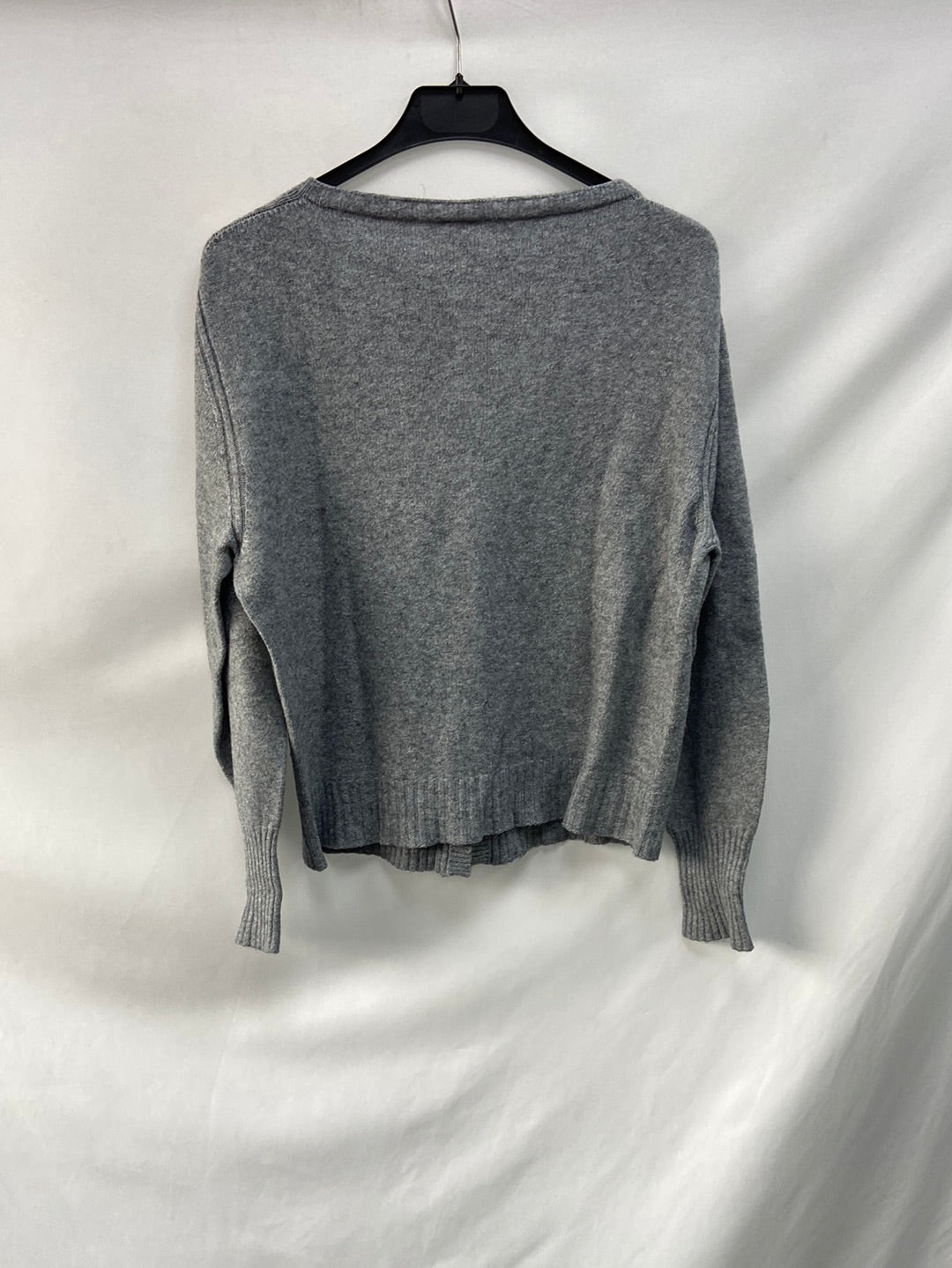 RITAVON. Rebeca gris flor T.u (s)