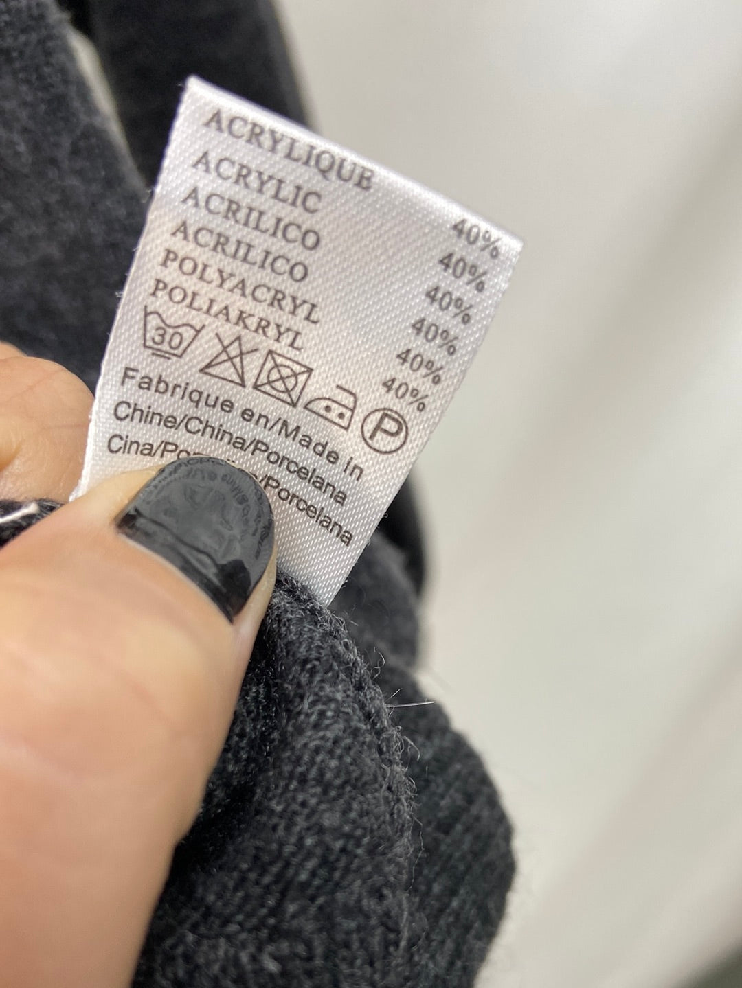 SWEEWË.Jersey gris lentejuelas y perlas T.M/L