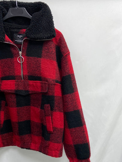BERSHKA.Abrigo/jersey de cuadros T.xs