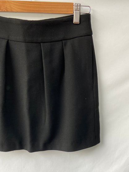 ZARA.Falda negra formal T.xs