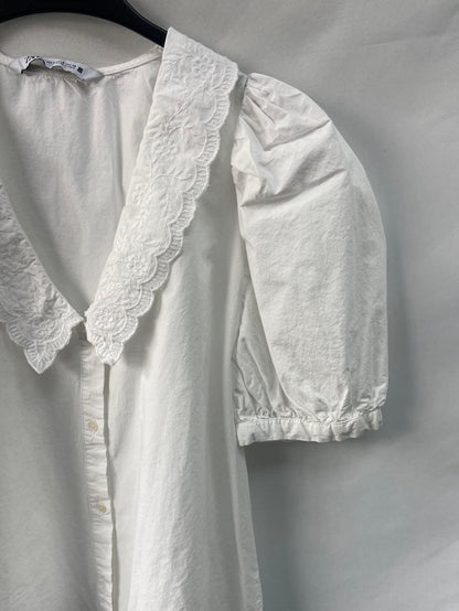 ZARA.Blusa blanca T.s
