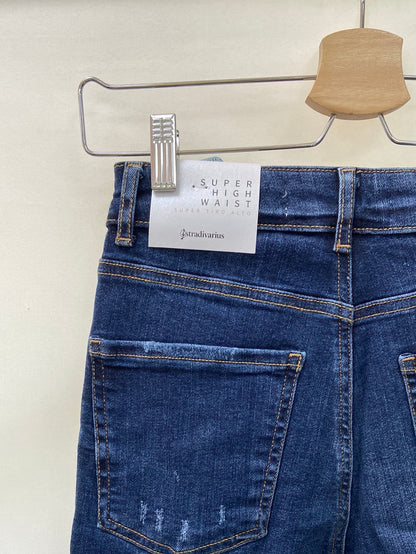 STRADIVARIUS. Dark denim button-down skinny jeans, size 38
