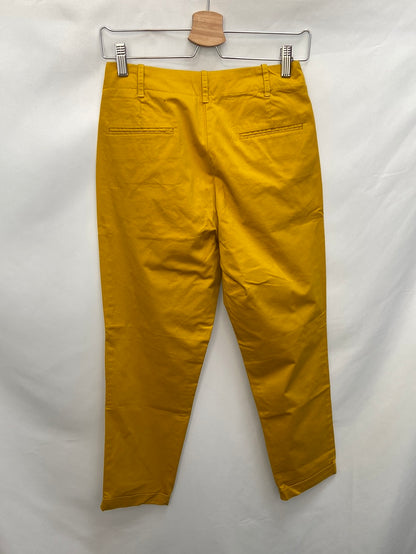 MANGO.Pantalones amarillos/mostaza vestir T.36