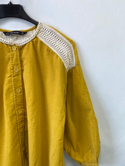 ZARA.Blusa mostaza micropana T.S