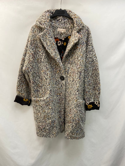 TRUCCO.Abrigo gris textura jaspeado T.M