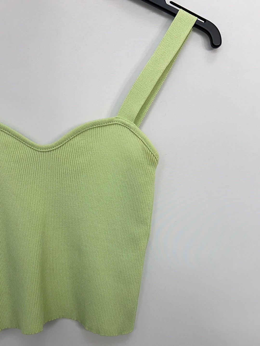 ZARA.Green knitted crop top T. S