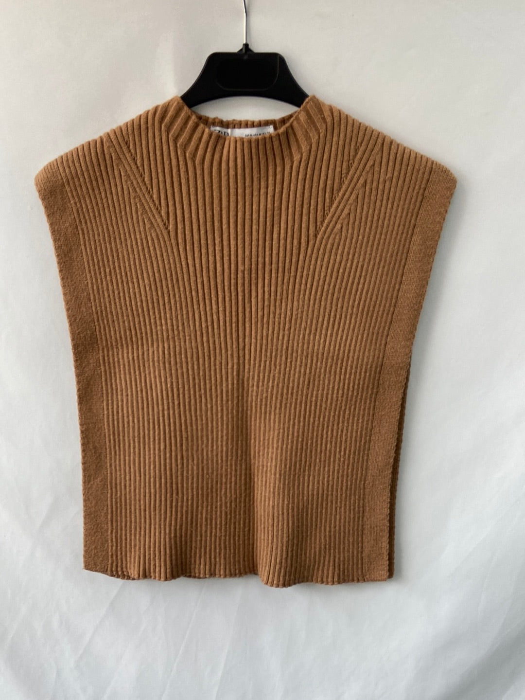 ZARA.Poncho punto T.M