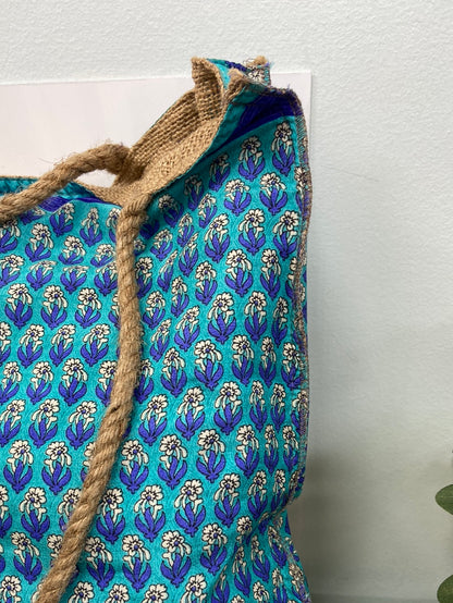 OTRAS.Bolso playero azul tela