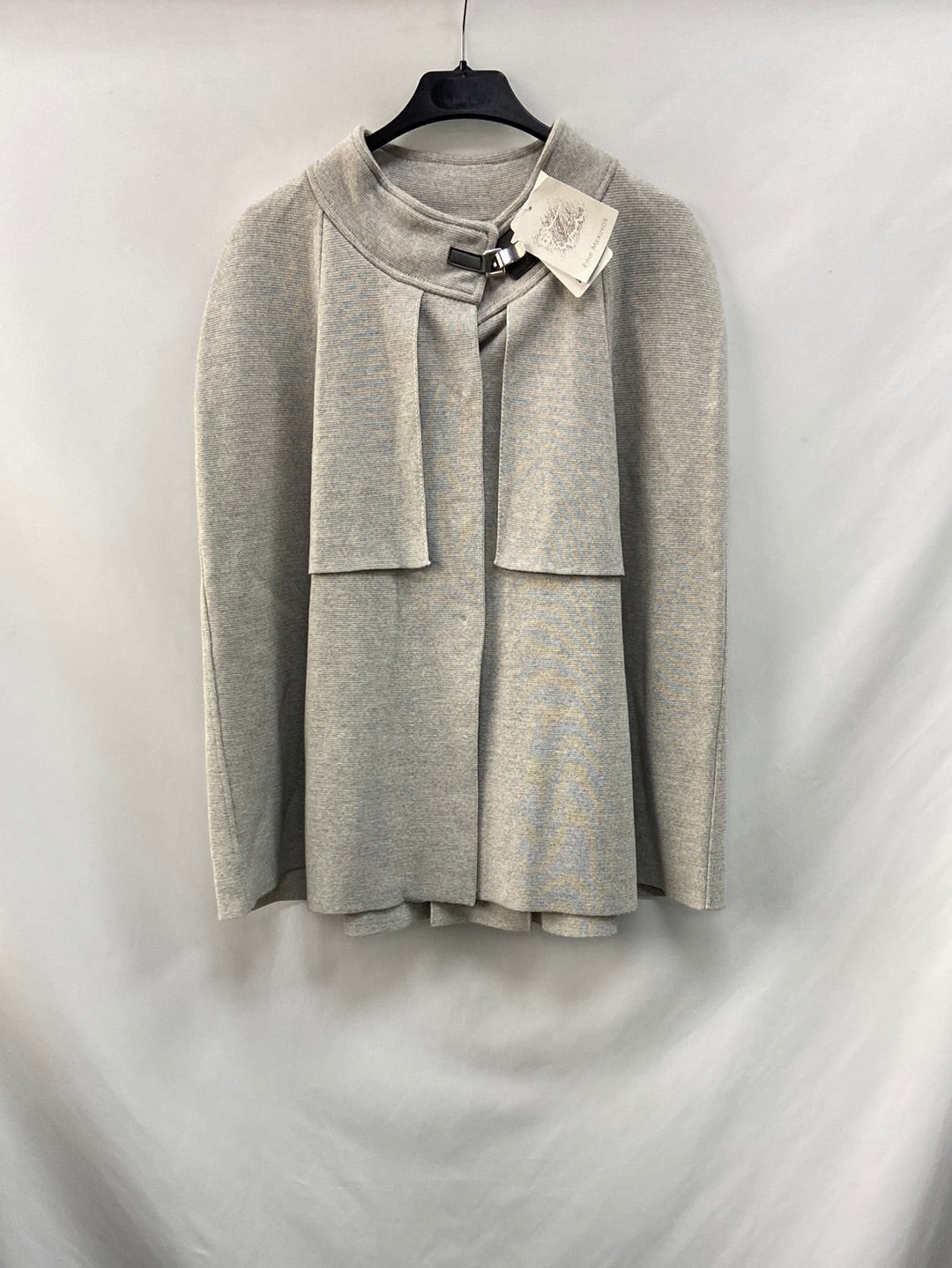 VIRIATO.Capa gris TU (S/M)