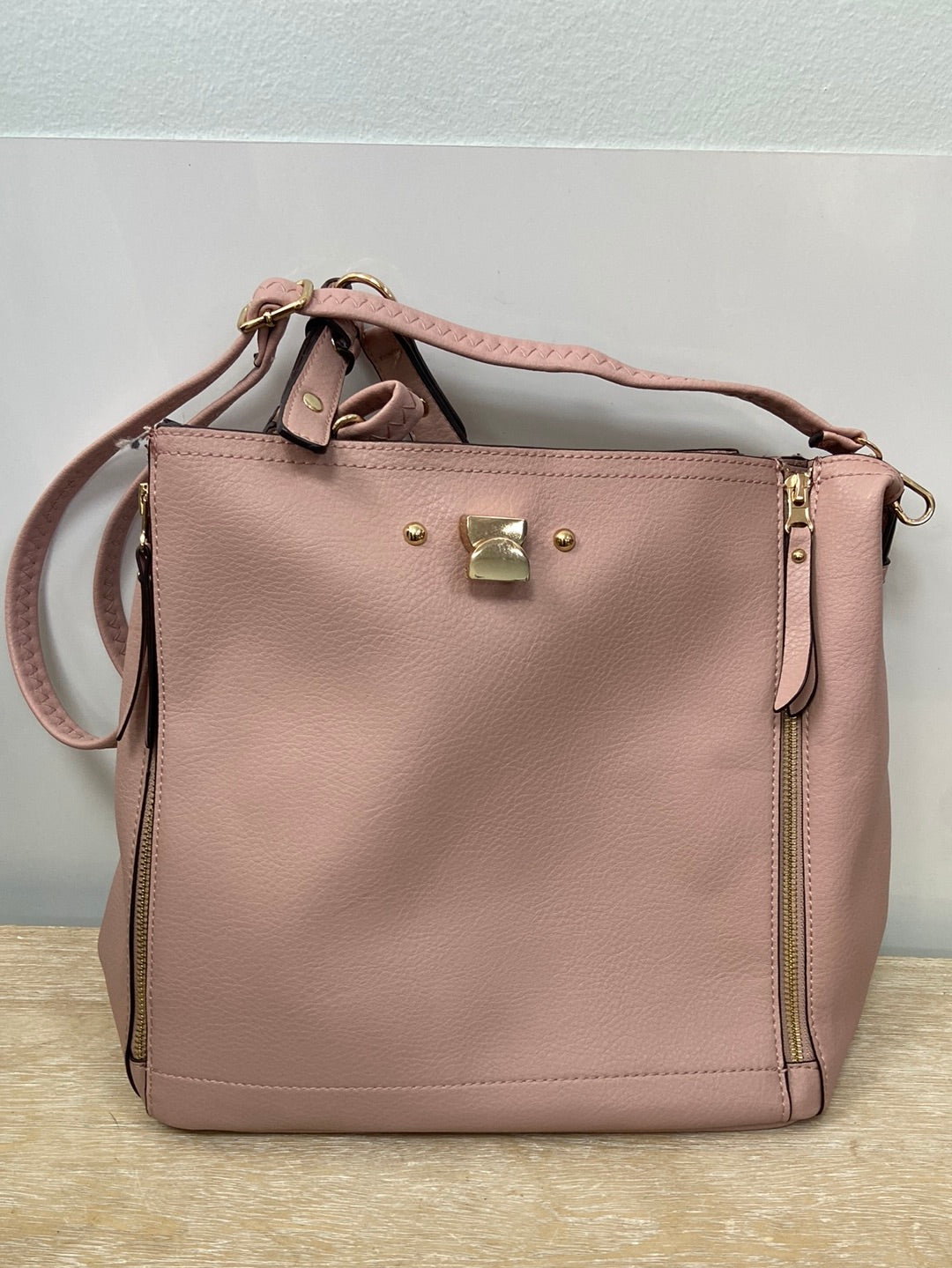 OTRAS.Bolso rosa polipiel