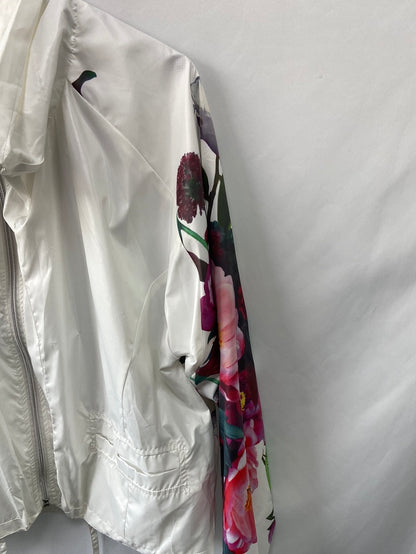 DERTHY.Chaqueta Fina impermeable T.S