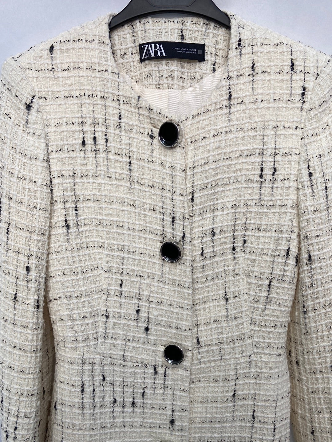 ZARA.Abrigo entallado tweed T.xs