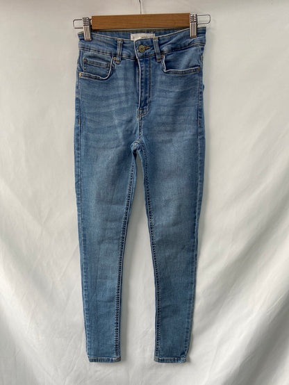 MANGO.Pantalones pitillo clásicos T.32