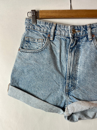 ZARA. Shorts denim azul T.38