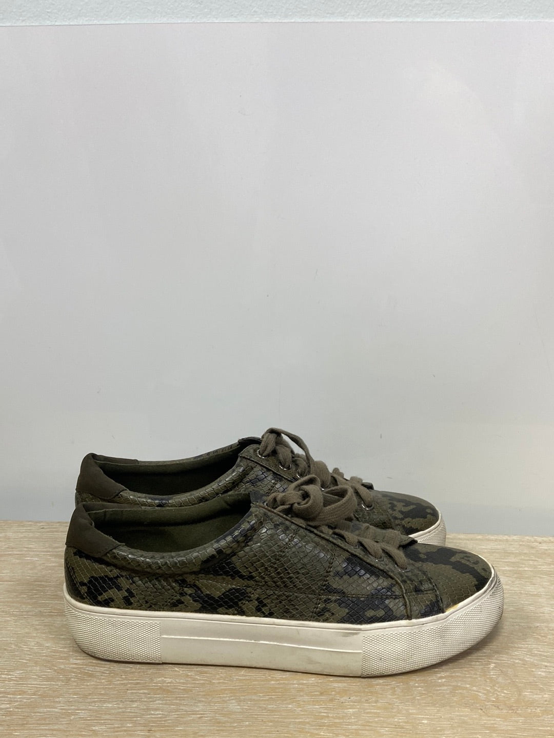 PARFOIS.Zapatillas animal print T.40 (tara)
