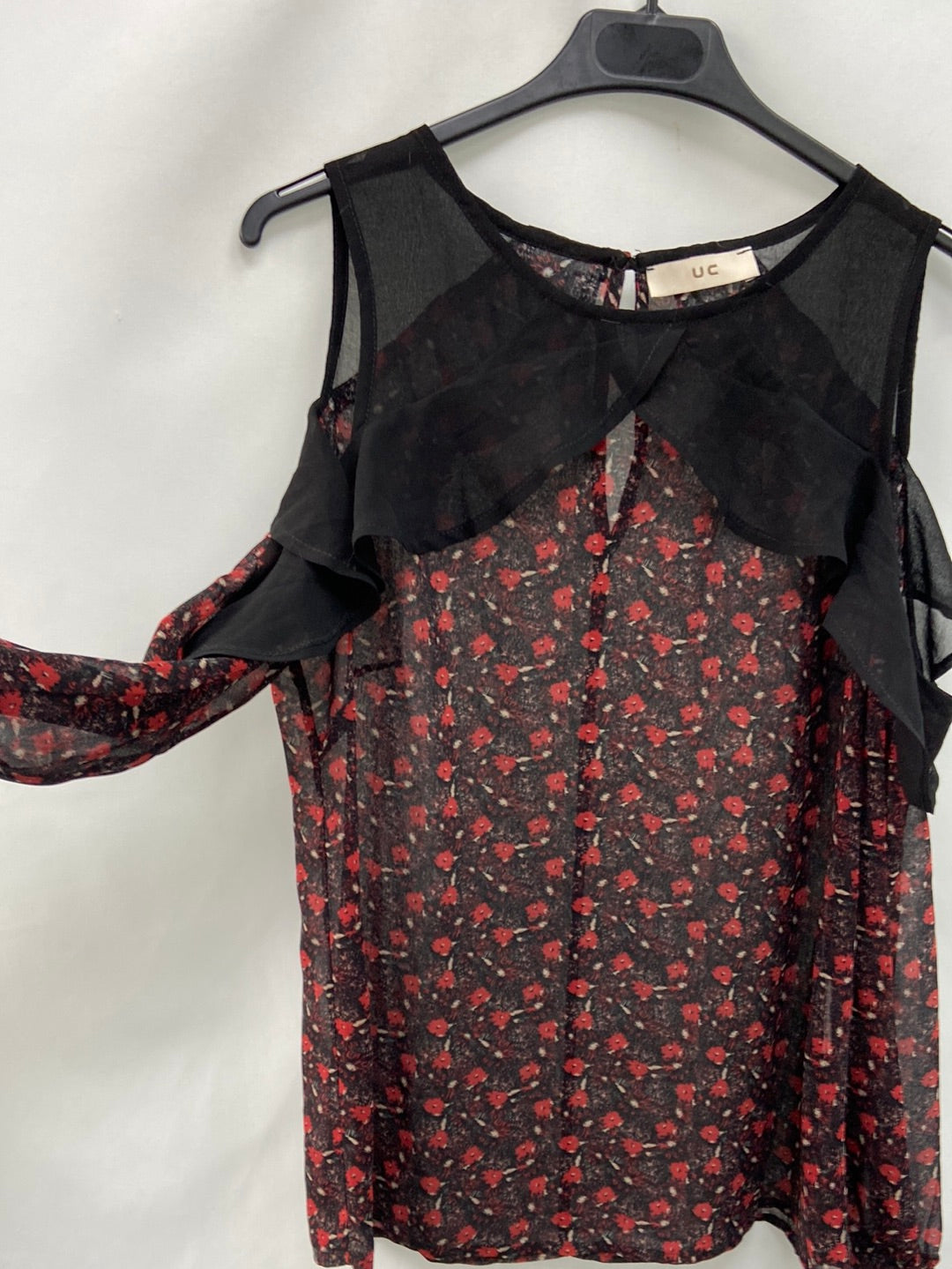 OTRAS.Blusa hombros descubiertos T.S