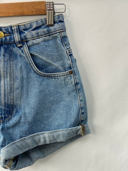 ZARA.Shorts denim dobladillo T.32