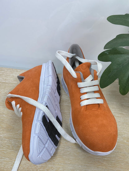 Market. MIMAO. Zapatillas naranjas T.37