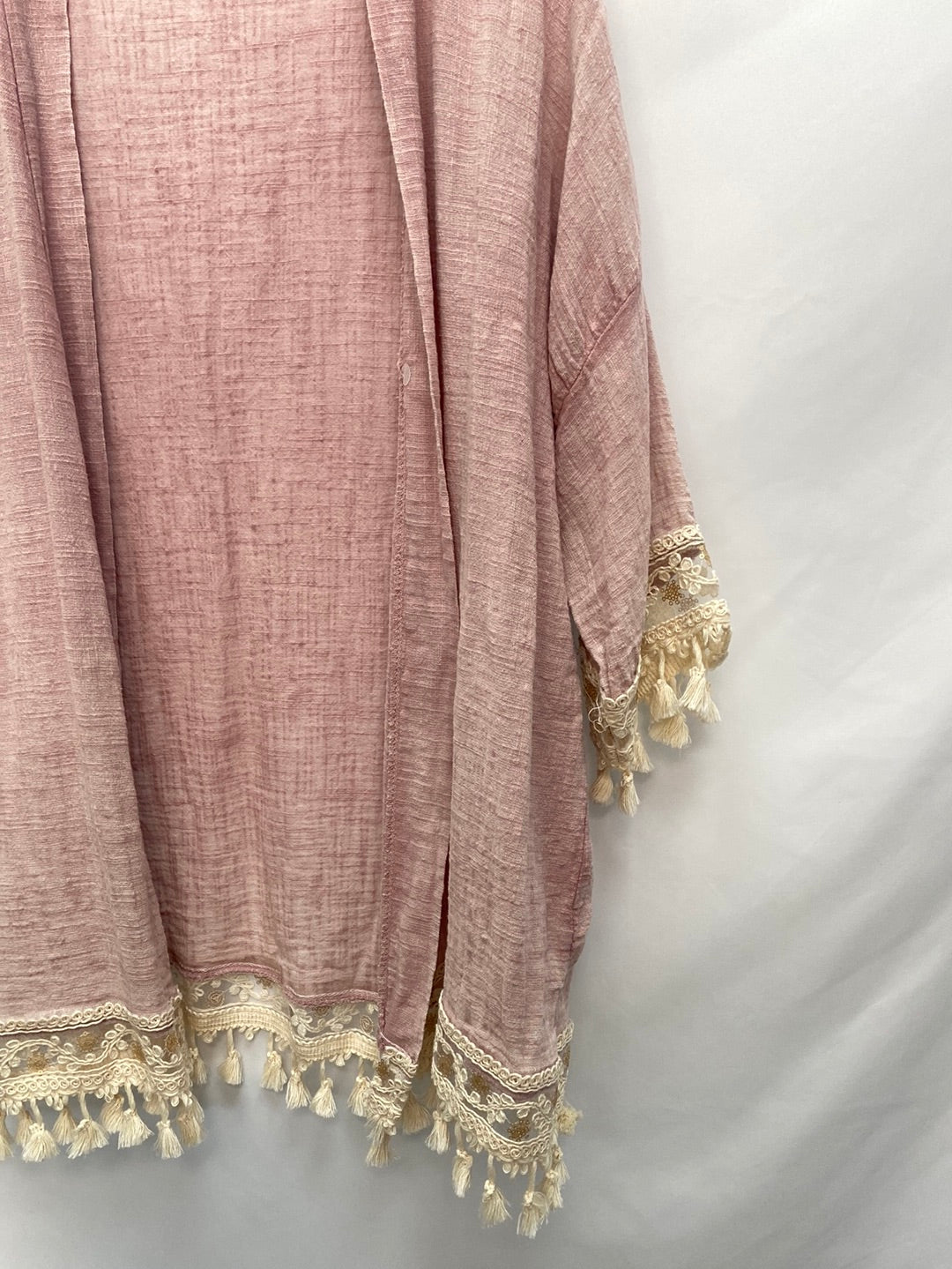 OTRAS.Kimono rosa flecos TU (s)