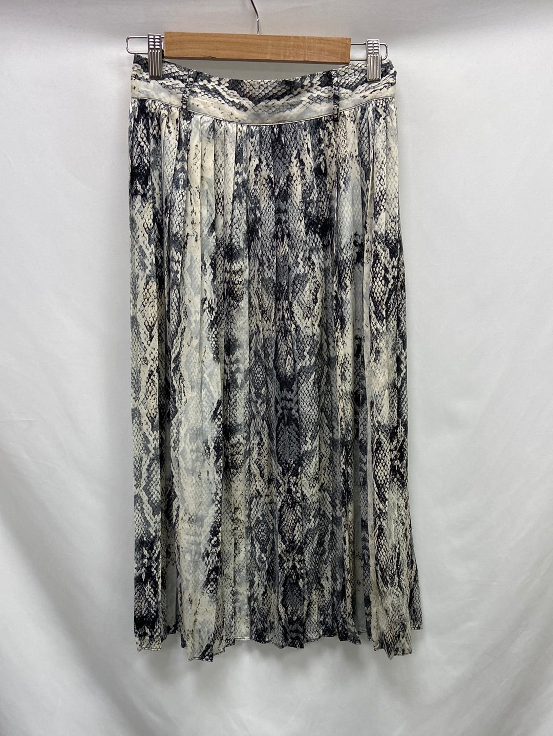 ZARA. Falda abotonada animal print T.S