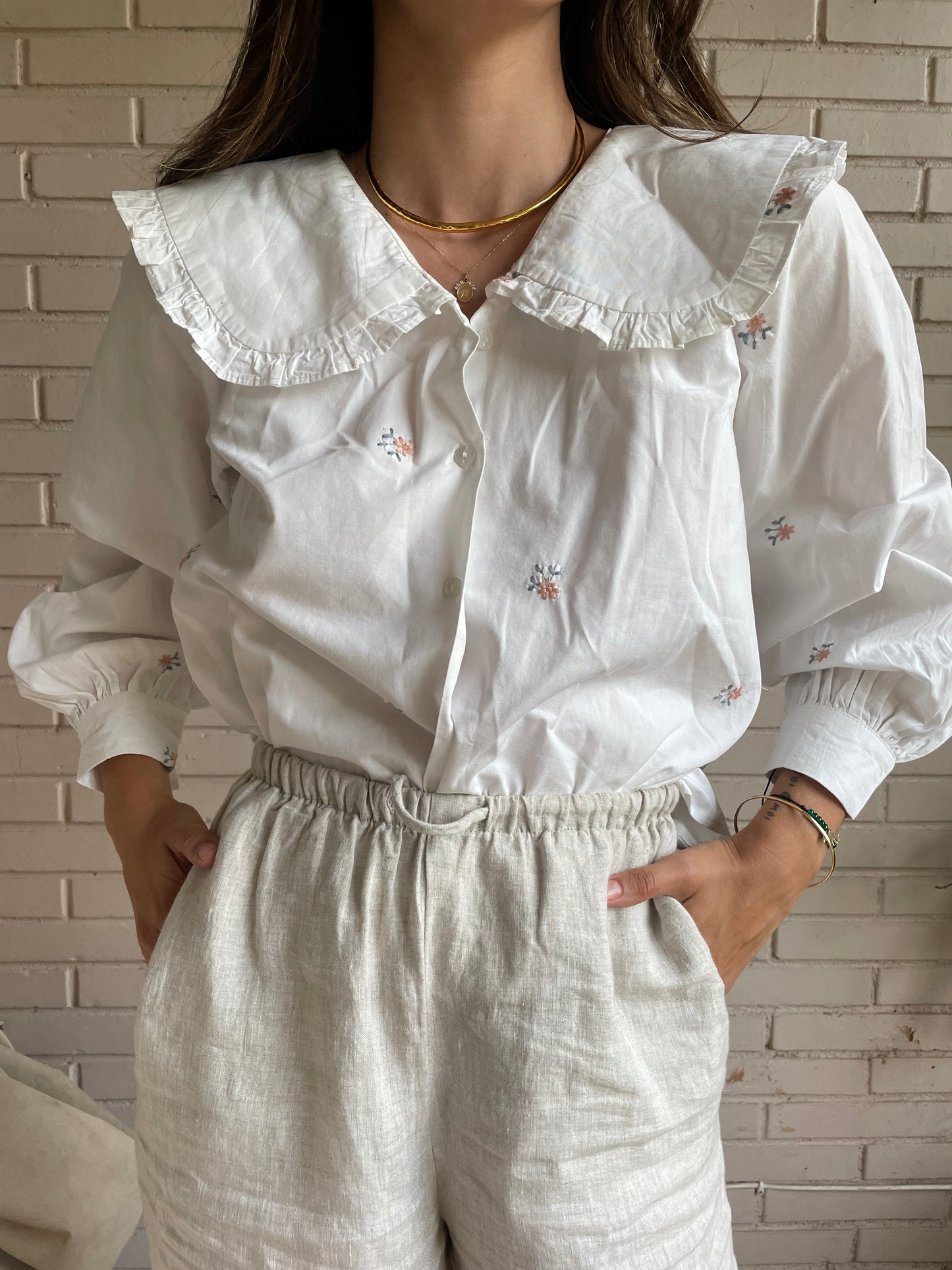 OTRAS.Blusa cuello bebé bordada T.s