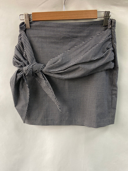 MANGO.Falda corta nudo T.s