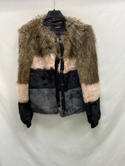 VERO MODA. Fur coat S.XS