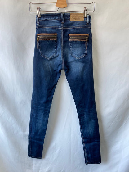 STRADIVARIUS. Dark skinny jeans S.36