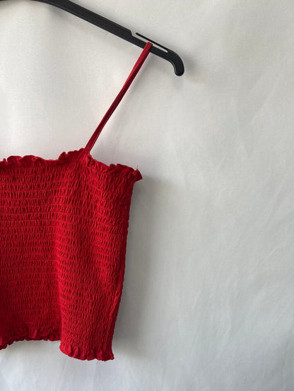 NEW LOOK. Croptop rojo T.34