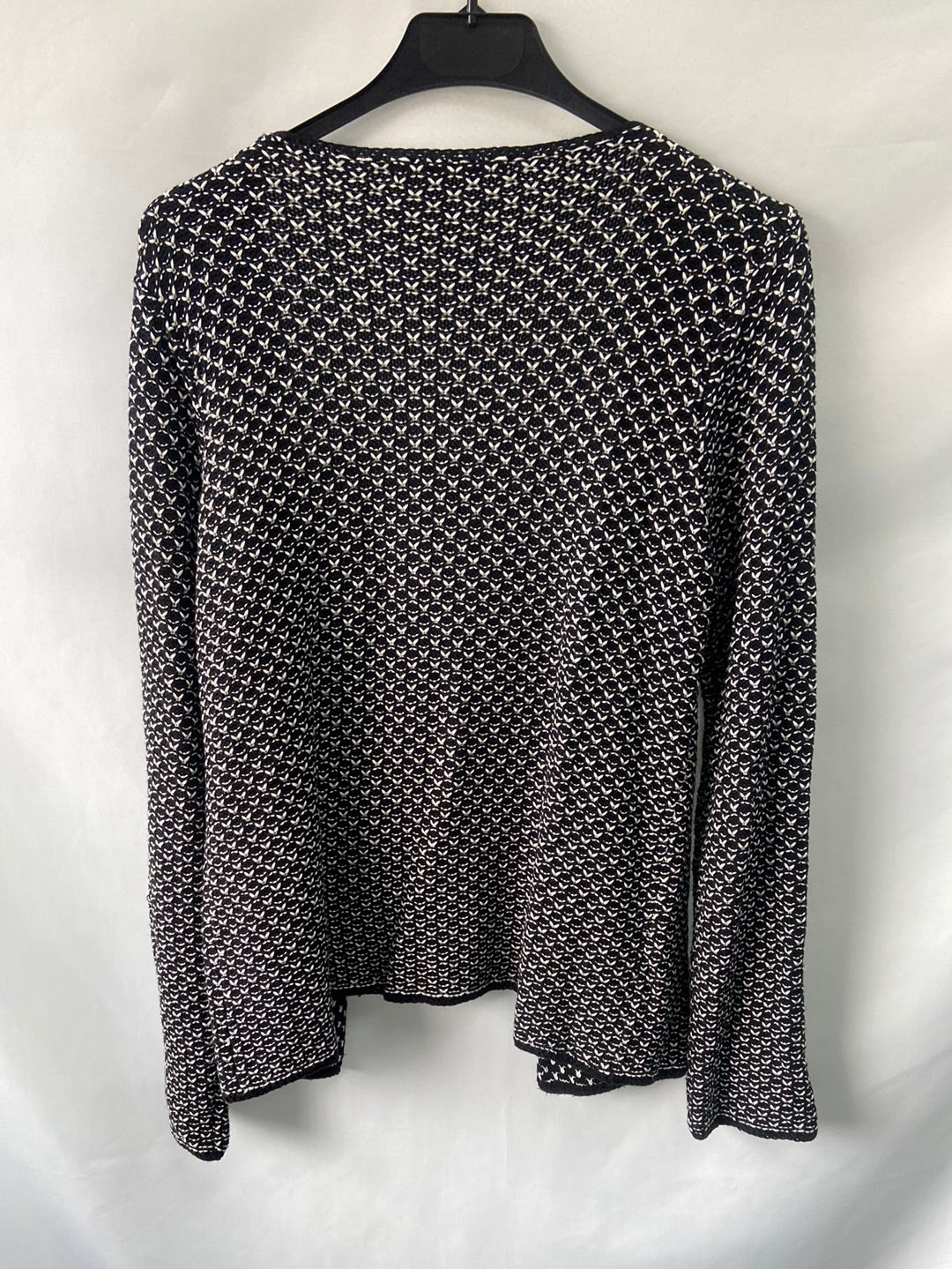 SFERA.Black and white TL knit jacket