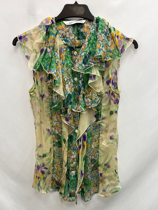 ZARA.Silk blouse with ruffles Ts