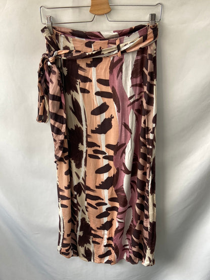 OYSHO.Falda midi tipo pareo T.s