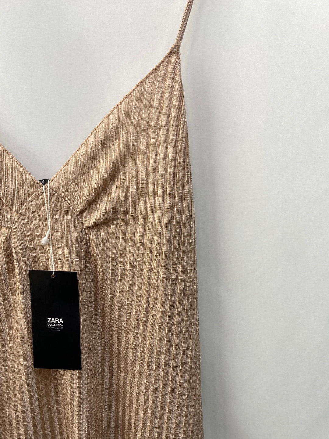 ZARA. Beige knit top TM