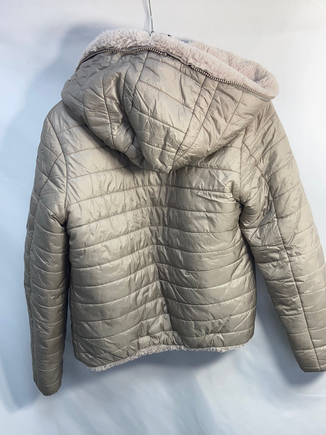 OTRAS.Abrigo reversible plumas-borrego T.M