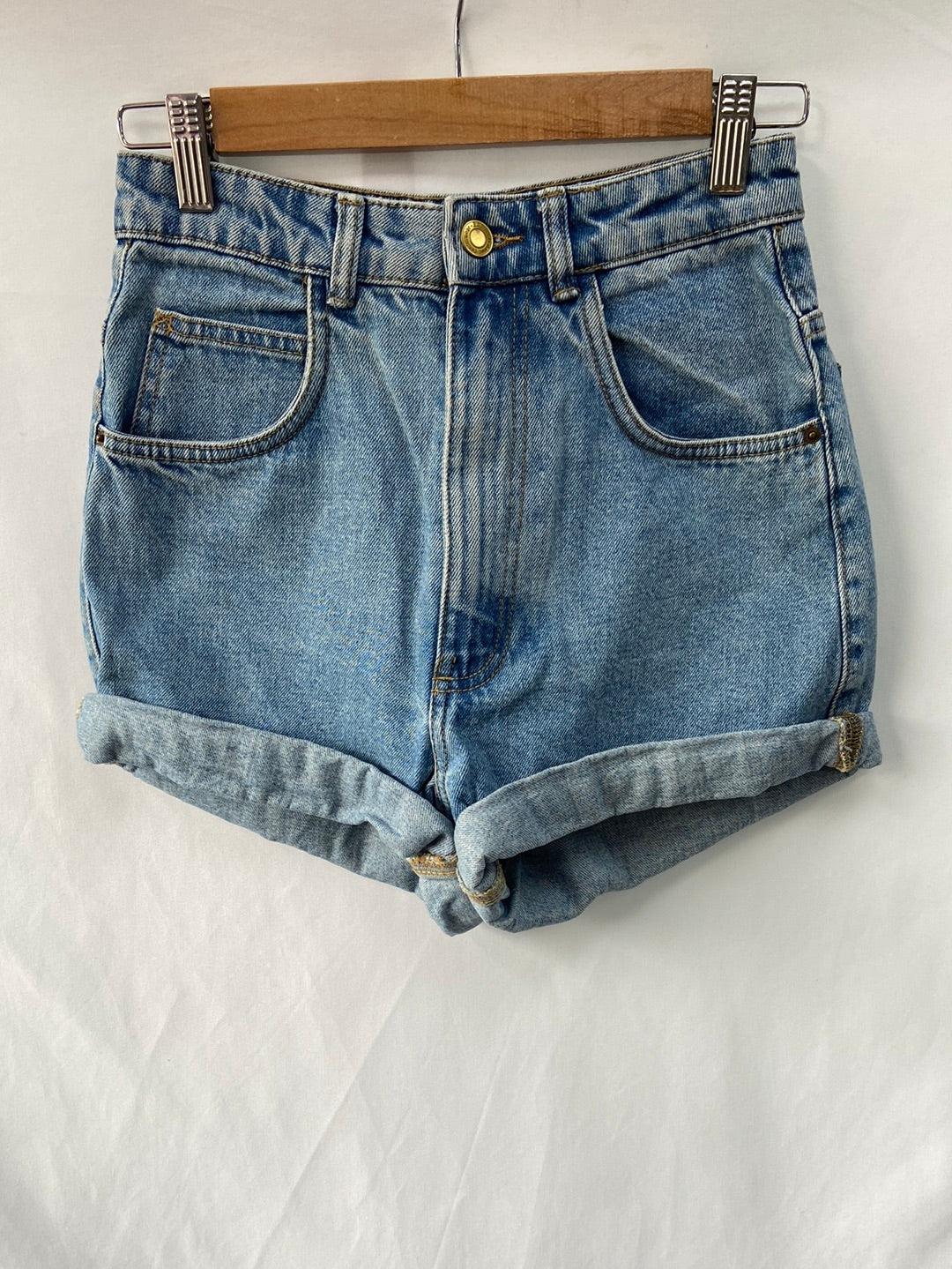 ZARA.Shorts denim dobladillo T.32
