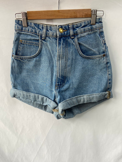ZARA.Shorts denim dobladillo T.32