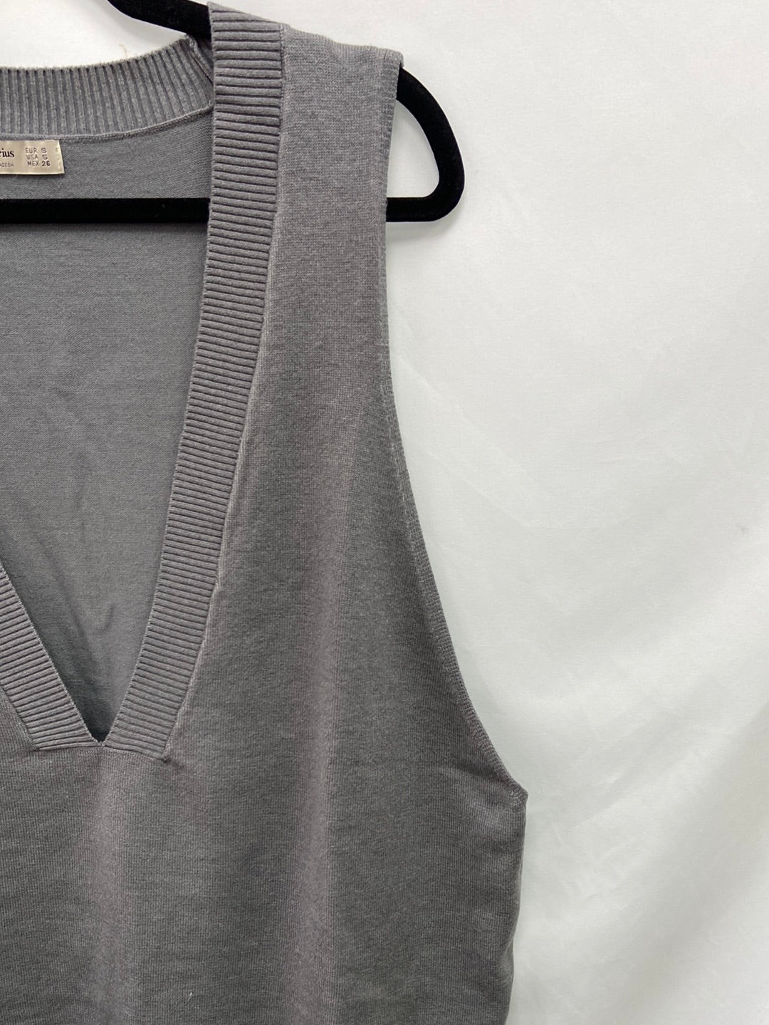 STRADIVARIUS.Chaleco gris oversized T.S