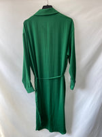 STRADIVARIUS.Vestido largo verde camisero T.s
