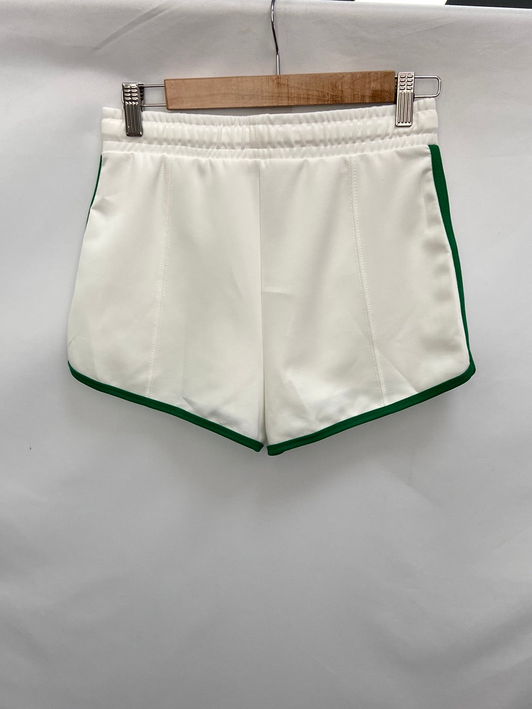 ZARA.Shorts sport T.s prince