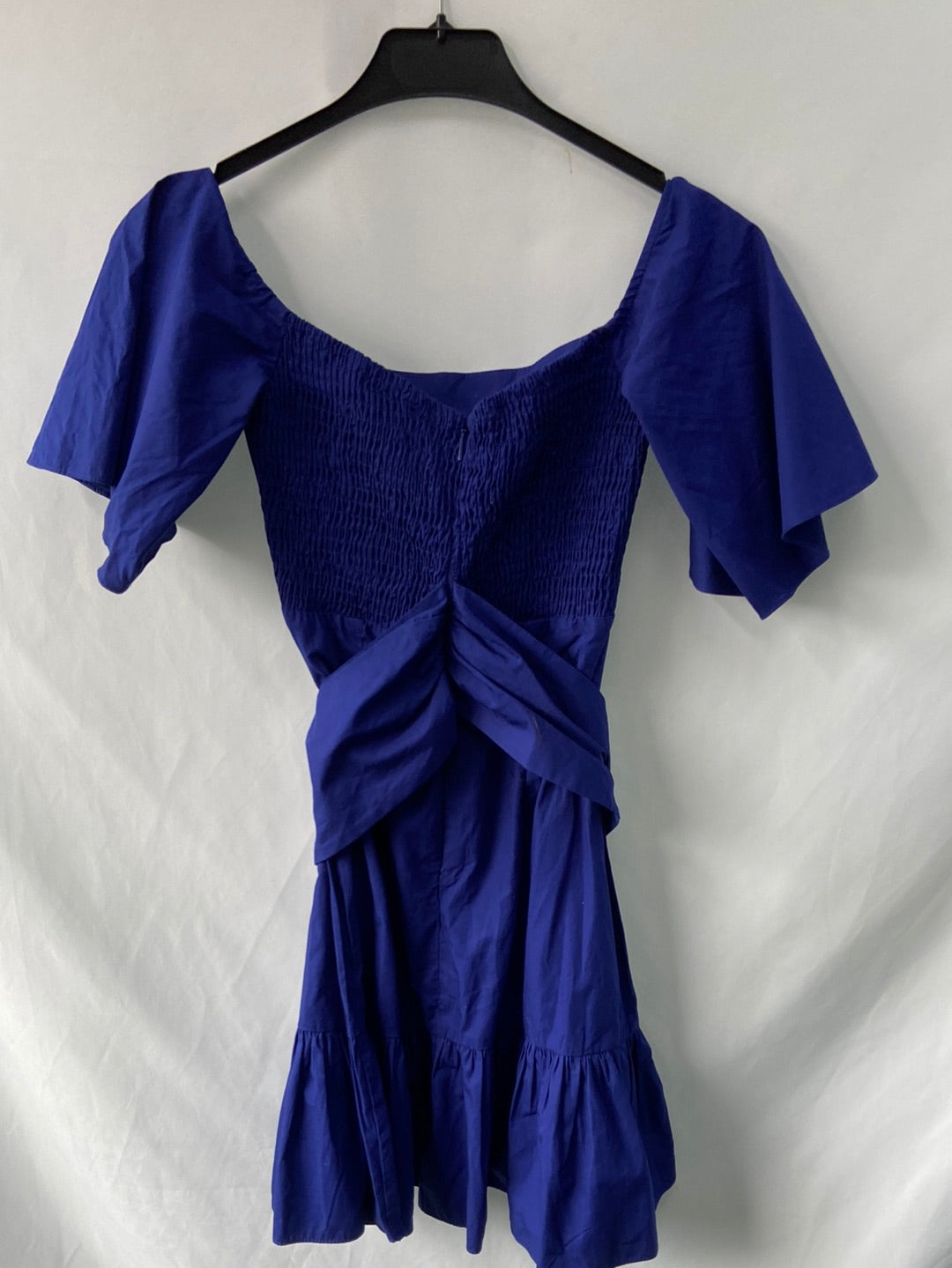 MANGO.Vestido azul Klein volante T.XS