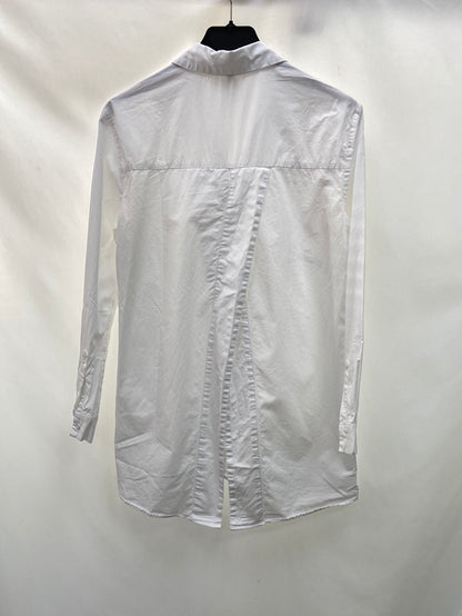 STRADIVARIUS.Camisa blanca detalle espalda T.M